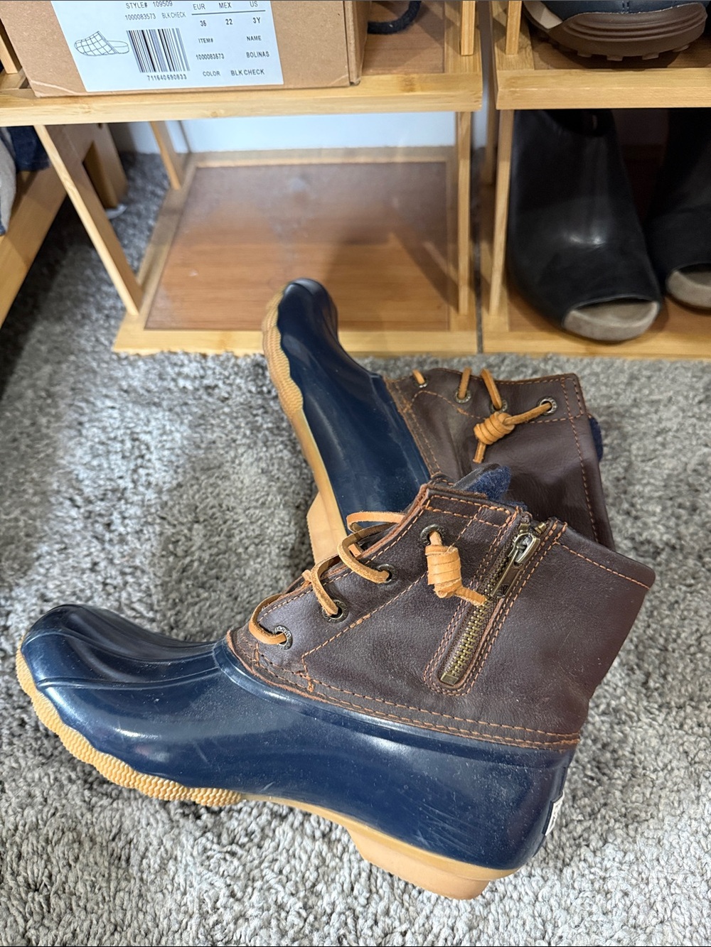 Sperry Women Navy Brown Waterproof Duck Boots Lace up 5.5 brown Winter rain fall - Picture 9 of 9